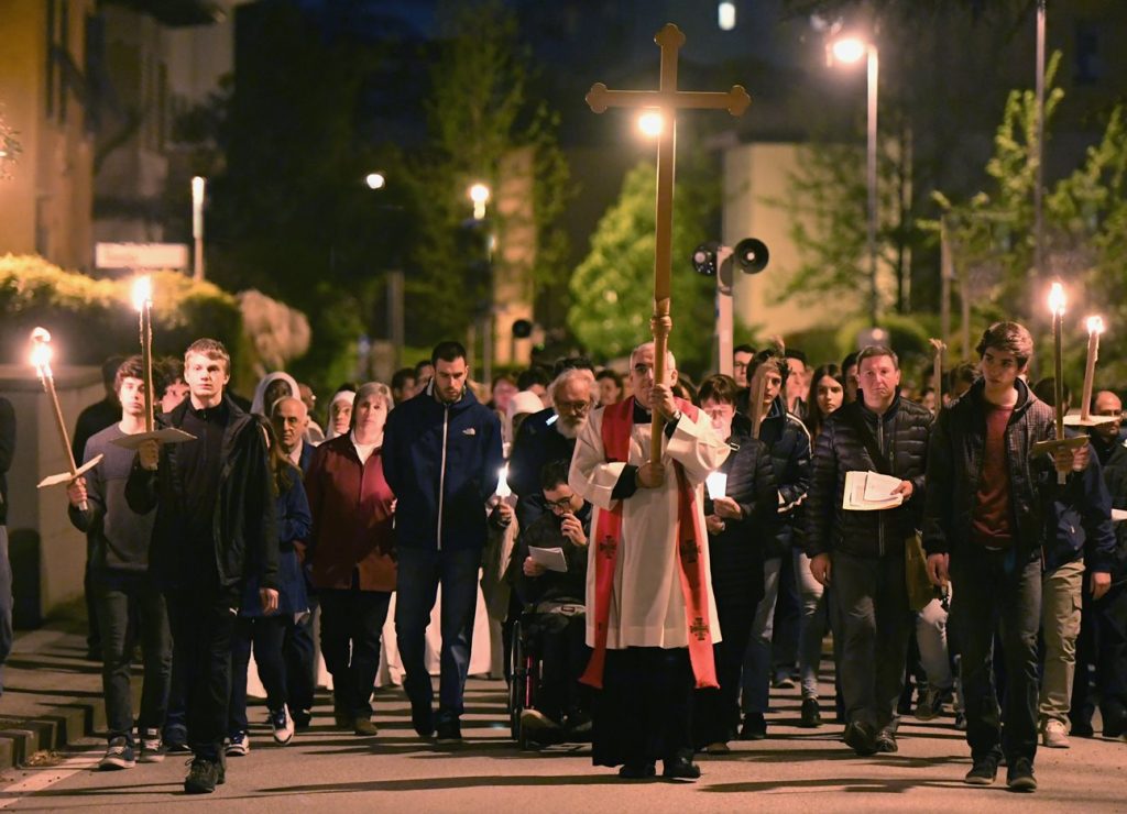 A Trento Via Crucis con le riflessioni dei giovani