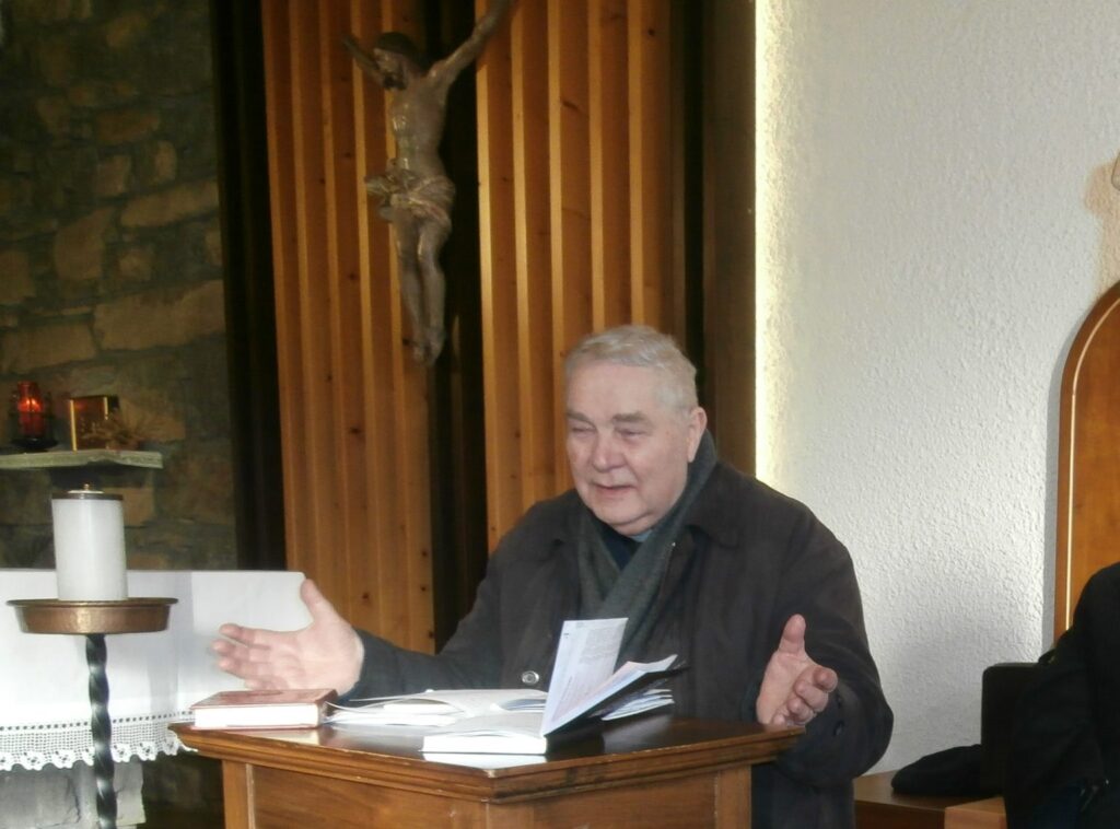 Addio a 88 anni don Silvio Benedetti, il vescovo Lauro: "Grande patriarca e grande prete"
