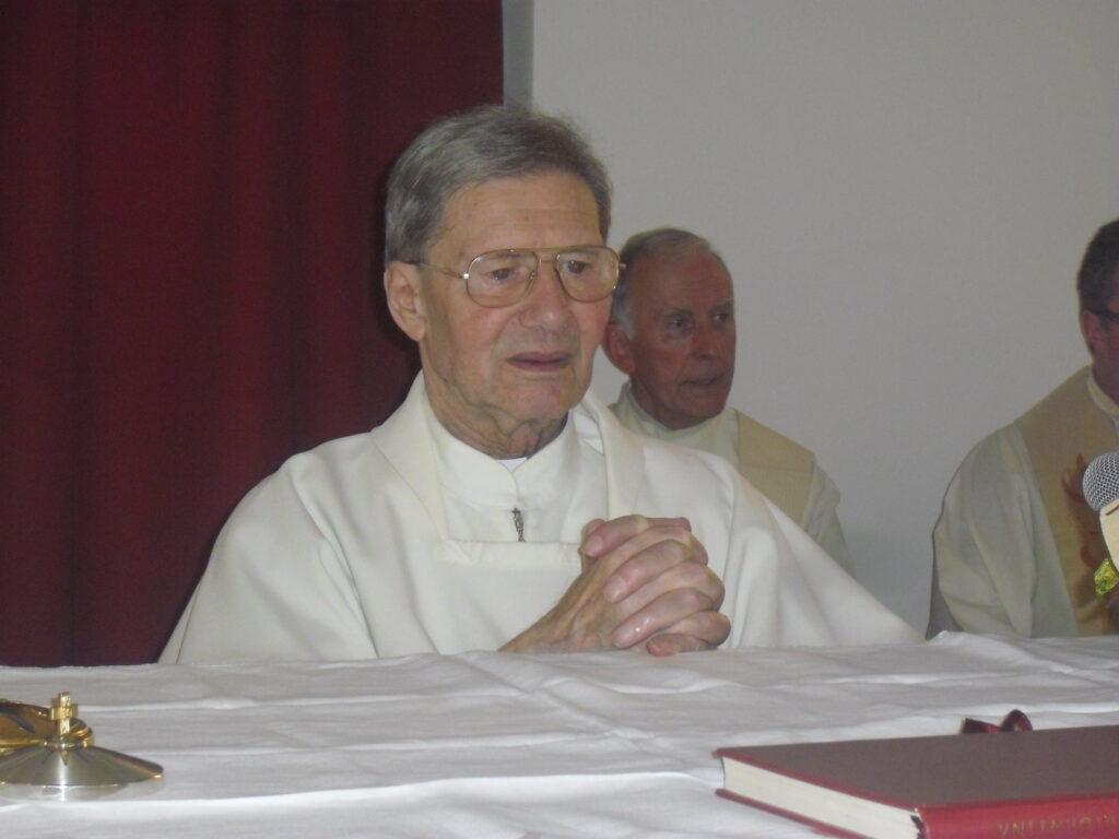 Addio a don Ivo Leonardi, aveva 92 anni