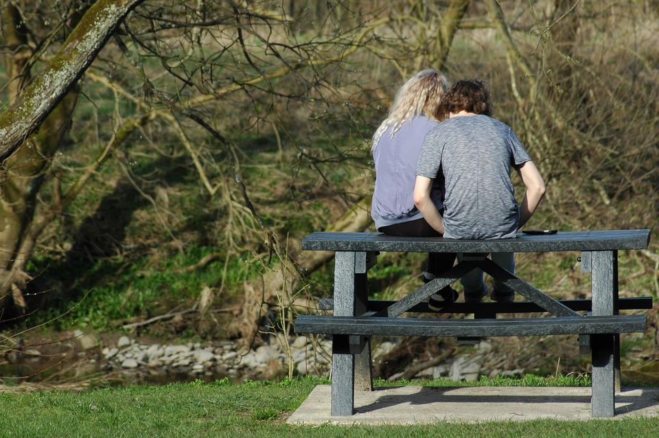 Figli adolescenti, parrocchie in ascolto