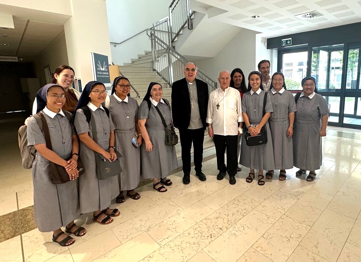 Visita delle suore missionarie che operano in Birmania