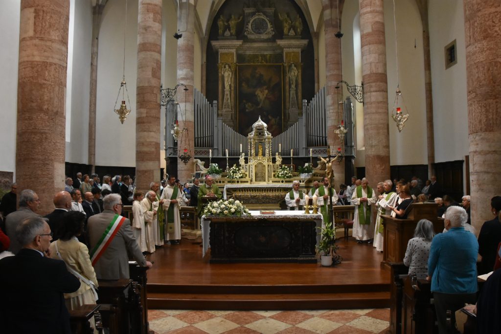 visita pastorale pergine vescovo lauro