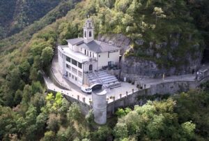santuario-della-madonna-della-cornabusa