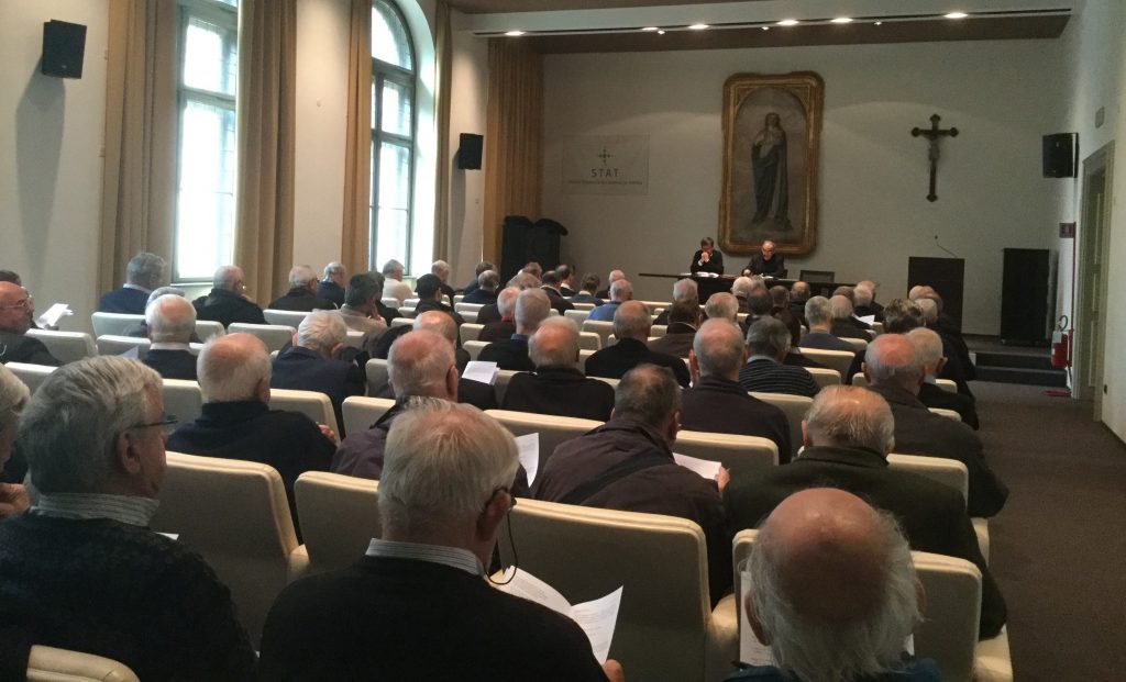 Vescovo ai collaboratori pastorali: "Siate preti dell'ascolto"