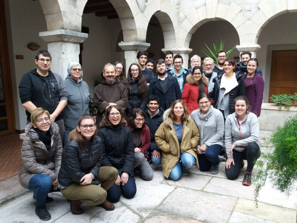Il cuore dei giovani in ascolto nel ritiro d'Avvento